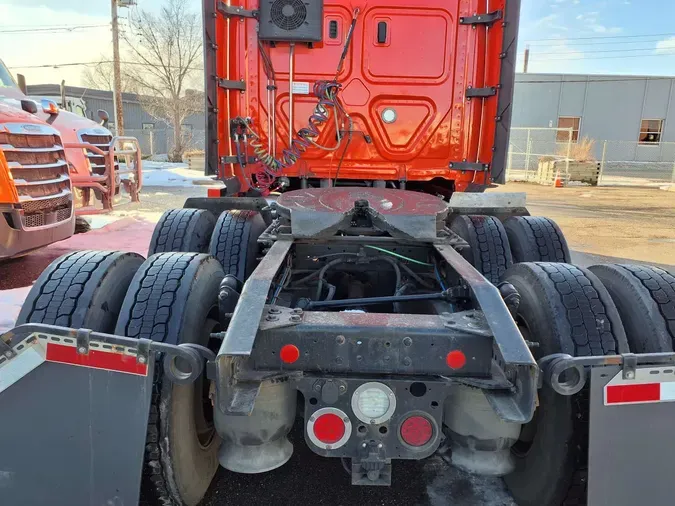 2020 FREIGHTLINER/MERCEDES NEW CASCADIA PX126642b9fe40e1cda2b20ece85fb3ca8a3cb4