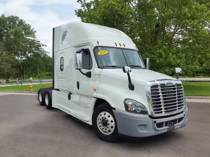 2020 FREIGHTLINER CASCADIA 125
