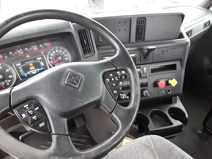 2019 NAVISTAR INTERNATIONAL LT625 DAYCAB T/A2ba3673d079b82107df285418b49ed3b