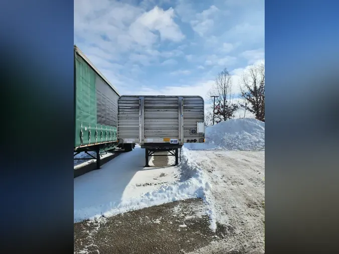 2016 UTILITY TRAILERS FS2CHA 48/1022baad18ab191640b53b4766f1a829593