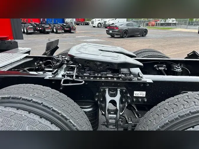 2022 KENWORTH T680