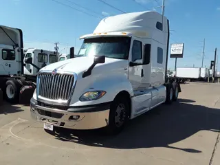 2020 NAVISTAR INTERNATIONAL LT625 SLPR CAB