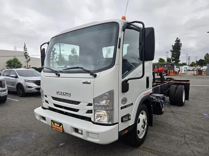2022 Isuzu NRR