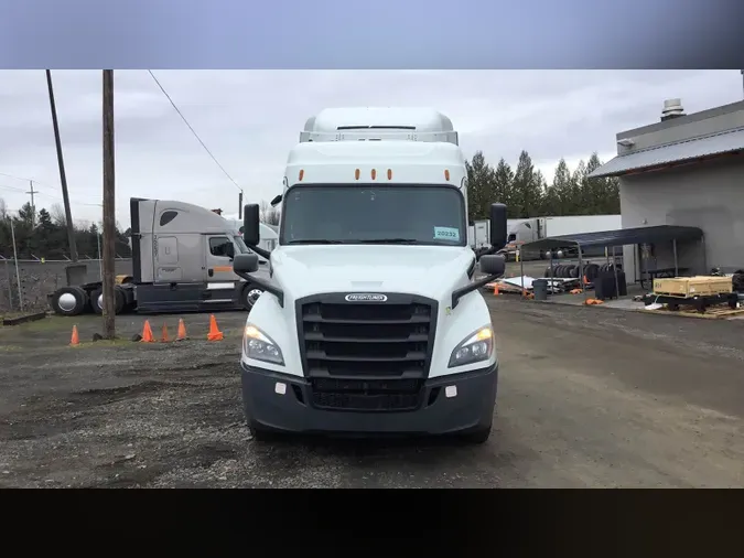 2020 Freightliner Cascadia