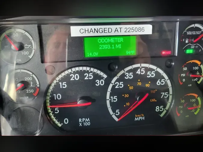 2019 FREIGHTLINER/MERCEDES M2 106