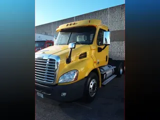 2018 FREIGHTLINER/MERCEDES CASCADIA 113