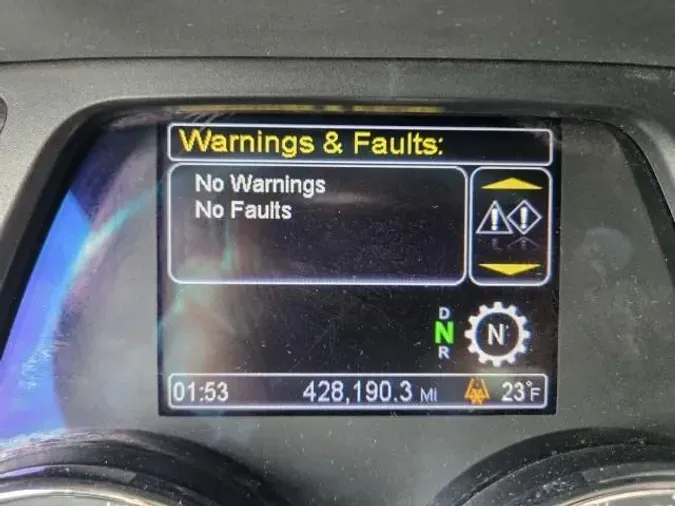 2022 Peterbilt 5792bb44e4972fe0a69411ace9f249b0c94