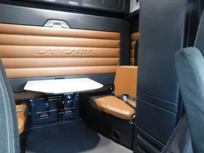 2019 Freightliner Cascadia