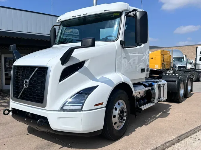 2025 VOLVO VNR64T3002bbbf52c3af9f8d620b30ef33318de0f