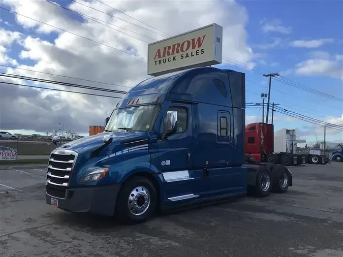 2021 FREIGHTLINER CA126