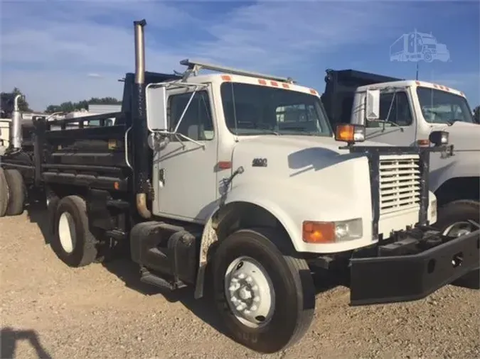 1998 INTERNATIONAL 4900