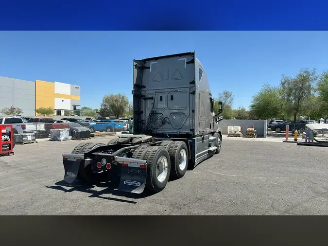 2024 Freightliner Cascadia 126