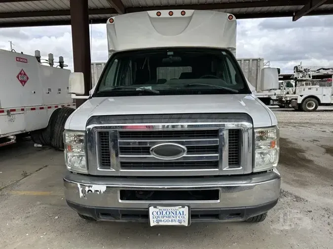 2013 FORD E350