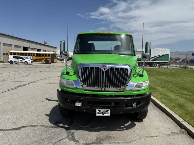 2020 International MV607