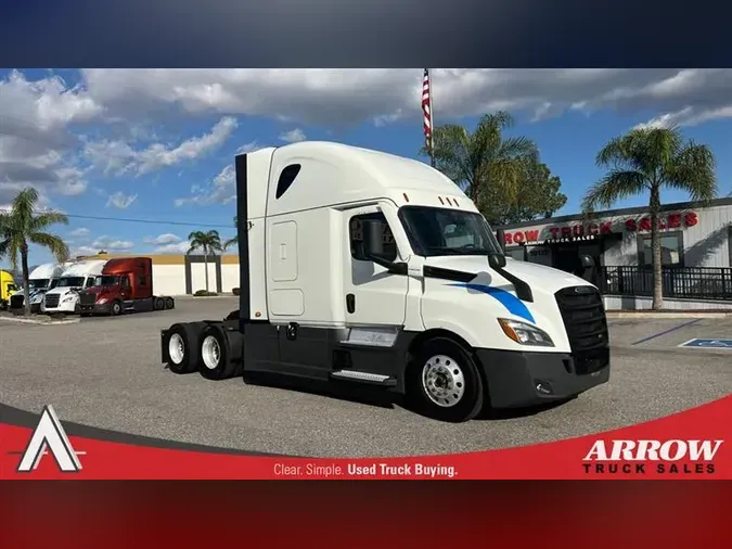 2021 FREIGHTLINER CA126