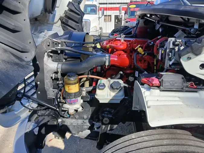 2019 FREIGHTLINER/MERCEDES M2 106