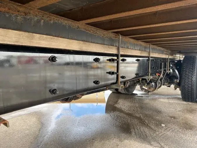 2020 Freightliner Business Class M2 106