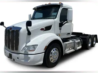 2020 Peterbilt 579