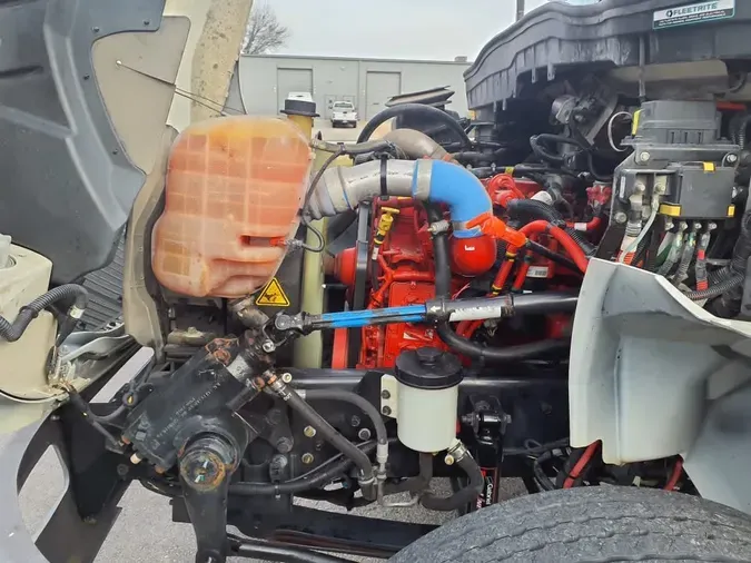 2020 NAVISTAR INTERNATIONAL MV607 (4X2)