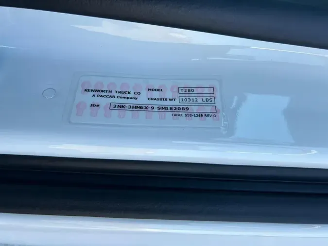 2025 Kenworth T2802bdae7dcd3818ad522ed9772fd37dc6c