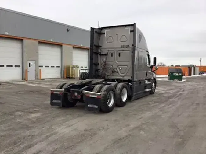 2023 Freightliner Cascadia