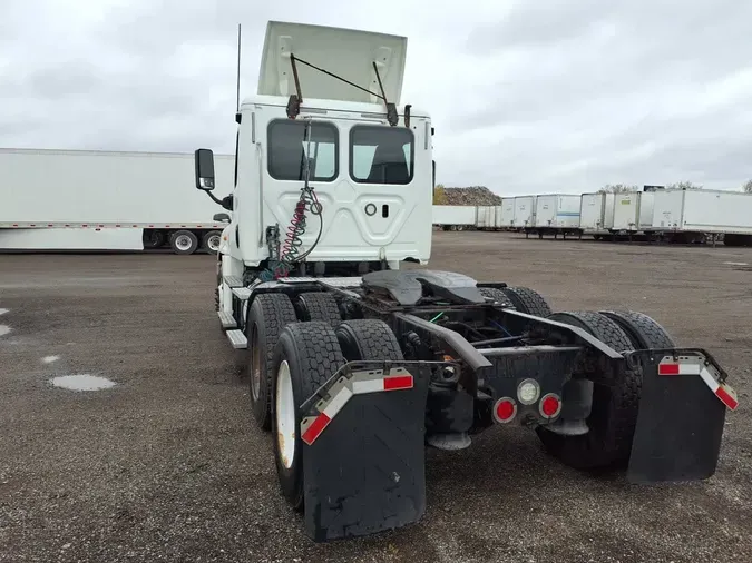 2018 FREIGHTLINER/MERCEDES CASCADIA 125