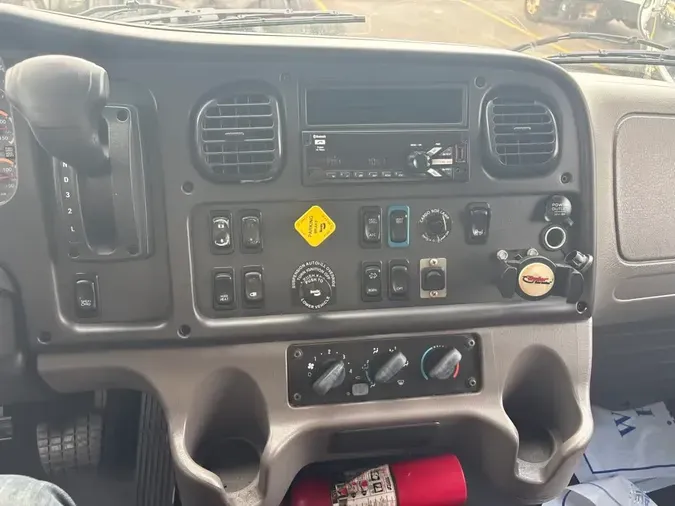 2020 FREIGHTLINER/MERCEDES M2 1062be2b7f50a1886953352c3c979803355