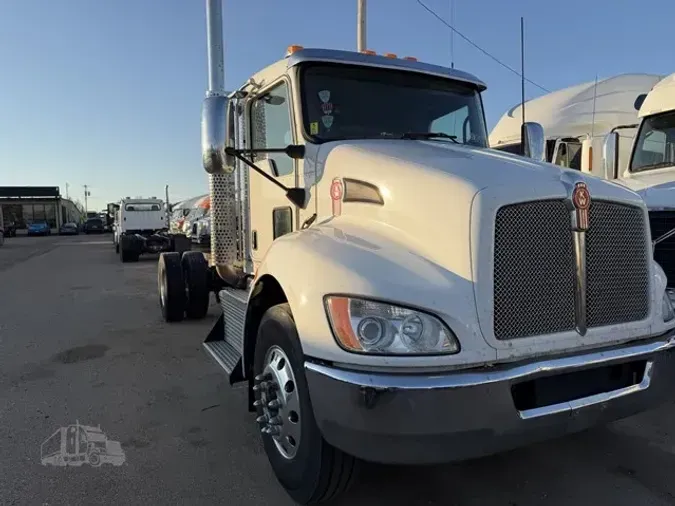 2015 KENWORTH T370