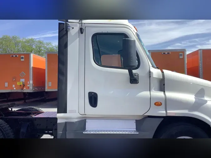 2019 Freightliner Cascadia 125