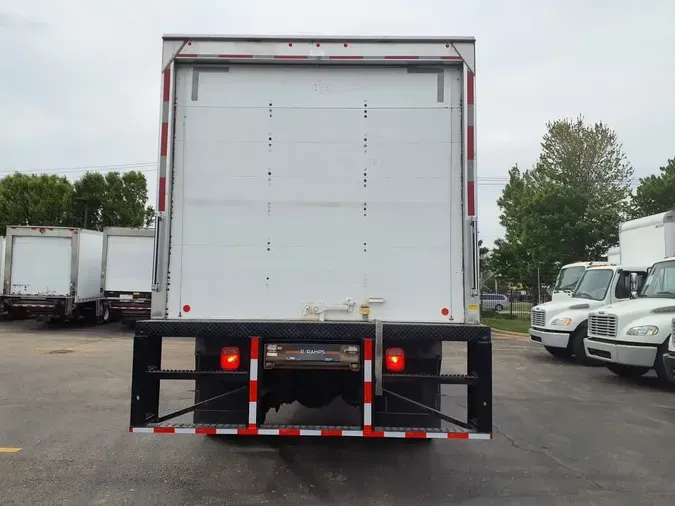 2019 FREIGHTLINER M2 106