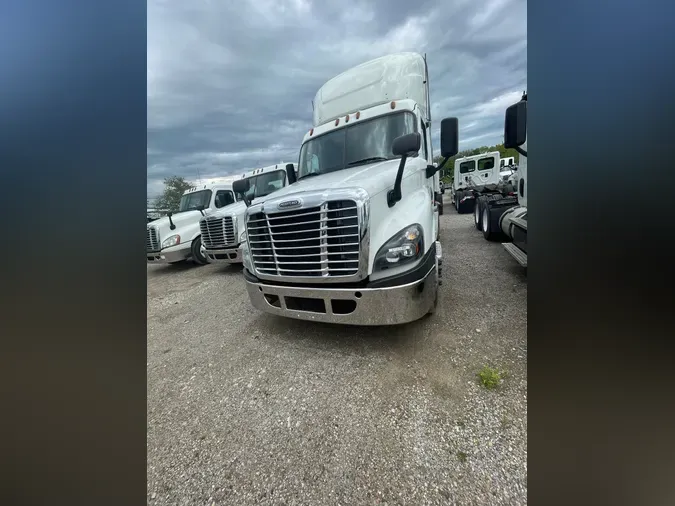 2017 FREIGHTLINER/MERCEDES CASCADIA 125