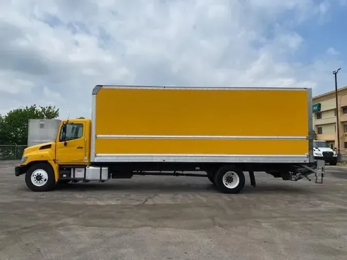 2020 Hino 268A