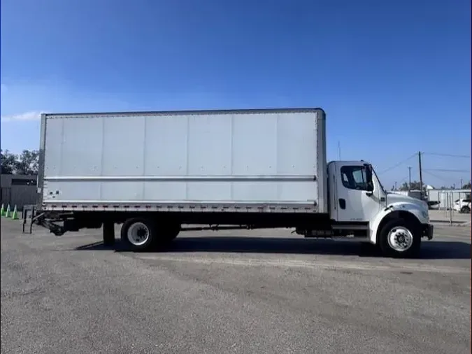 2022 Freightliner Business Class M2 106