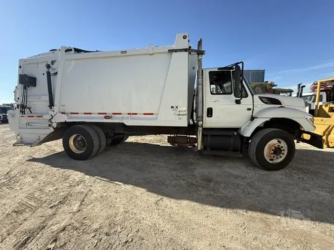 2011 INTERNATIONAL WORKSTAR 7400