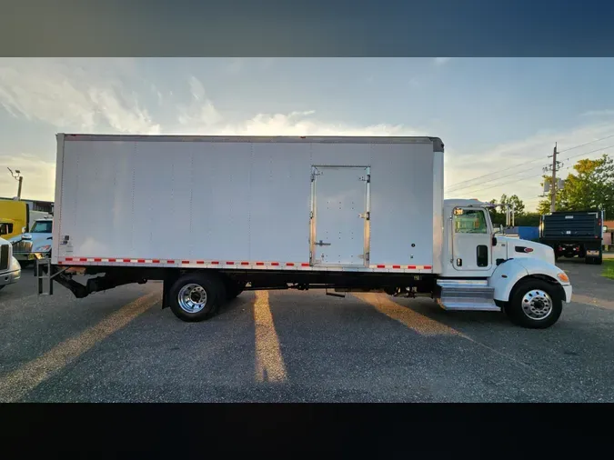 2019 Peterbilt 337