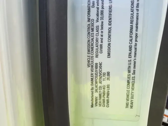2018 FREIGHTLINER M2 106