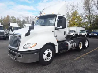 2019 NAVISTAR INTERNATIONAL LT625 DAYCAB T/A