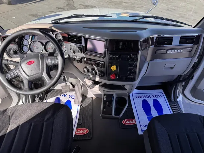 2019 Peterbilt 579