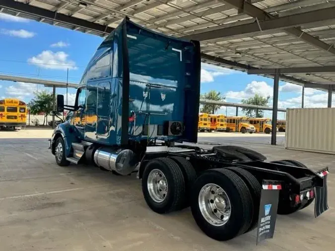 2022 Kenworth T680