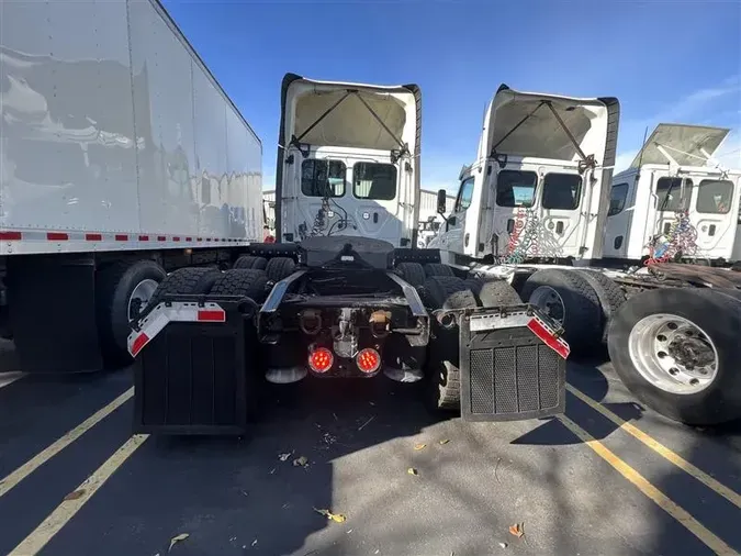 2019 FREIGHTLINER/MERCEDES CASCADIA 125