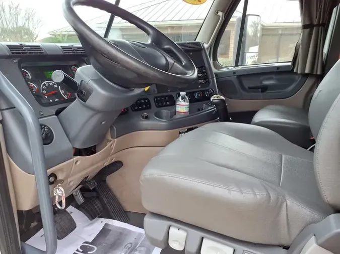 2020 FREIGHTLINER/MERCEDES CASCADIA 125