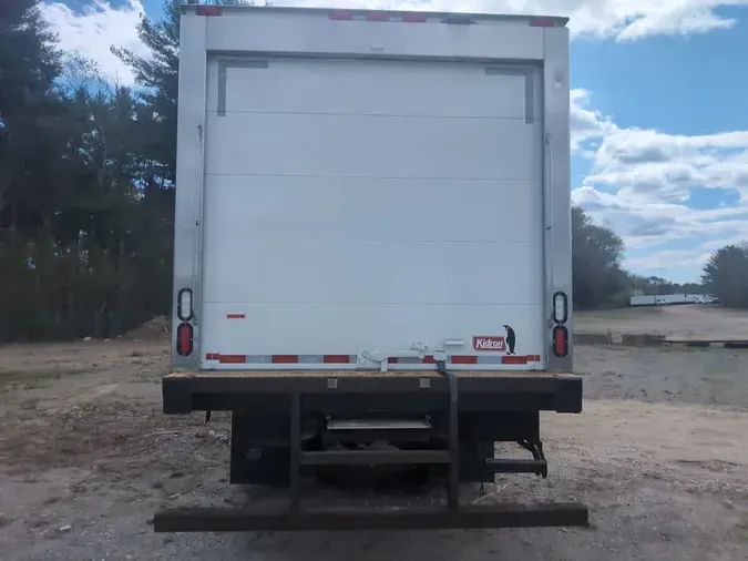 2020 FREIGHTLINER/MERCEDES M2 106