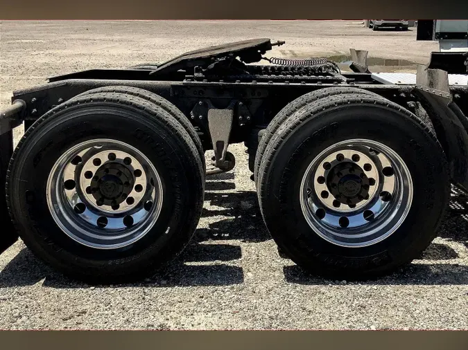 2021 INT LT625 6x4
