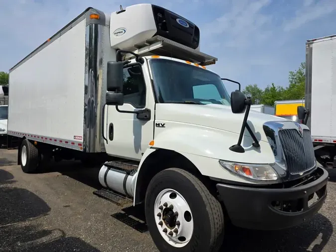 2020 NAVISTAR INTERNATIONAL MV607 (4X2)