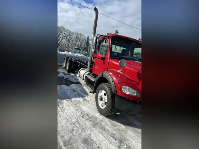 2017 FREIGHTLINER/MERCEDES M2 112