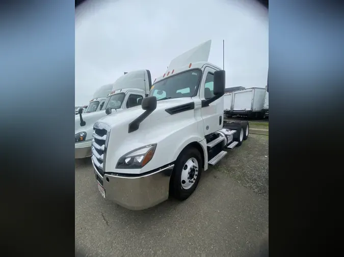 2020 FREIGHTLINER/MERCEDES NEW CASCADIA PX126642bf9ab52a67507954bd11febaf13108d