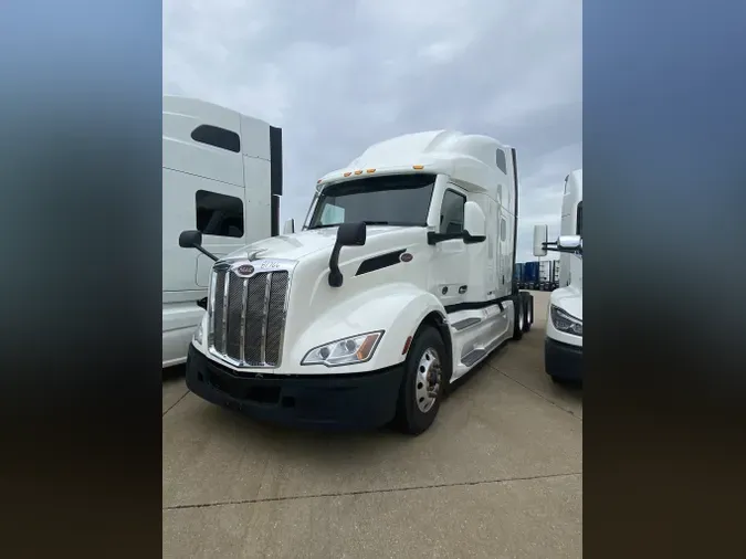 2022 PETERBILT 579