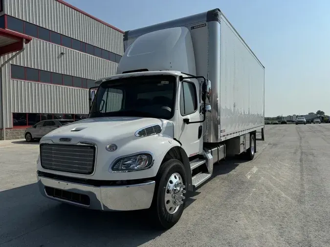 2023 Freightliner BUSINESS CLASS M2 106