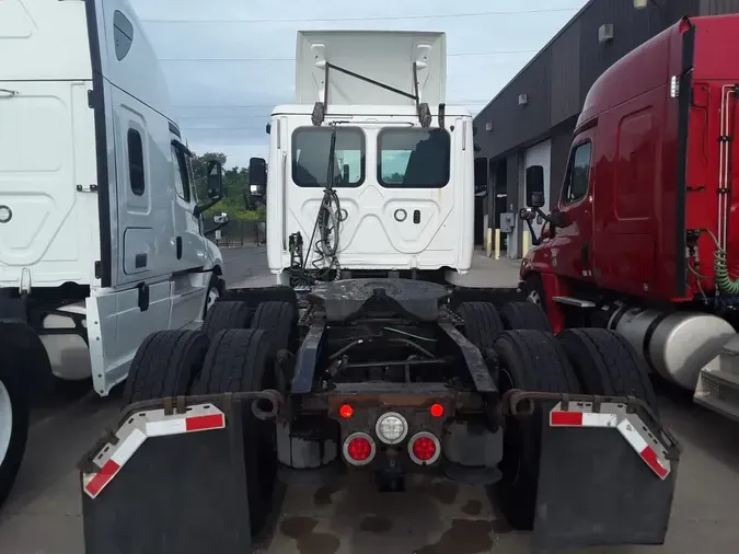2018 FREIGHTLINER NEW CASCADIA PX12664