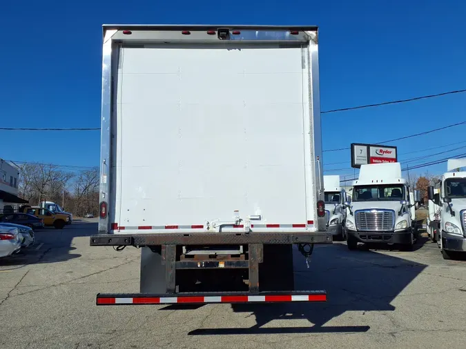 2018 FREIGHTLINER/MERCEDES M2 106